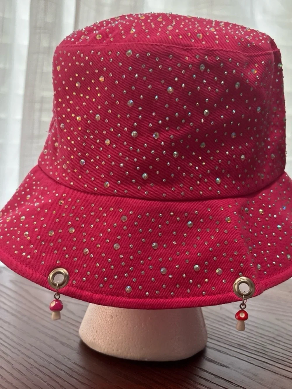 N/A bright pink